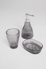 Сірий скляний набір аксесуарів у ванну