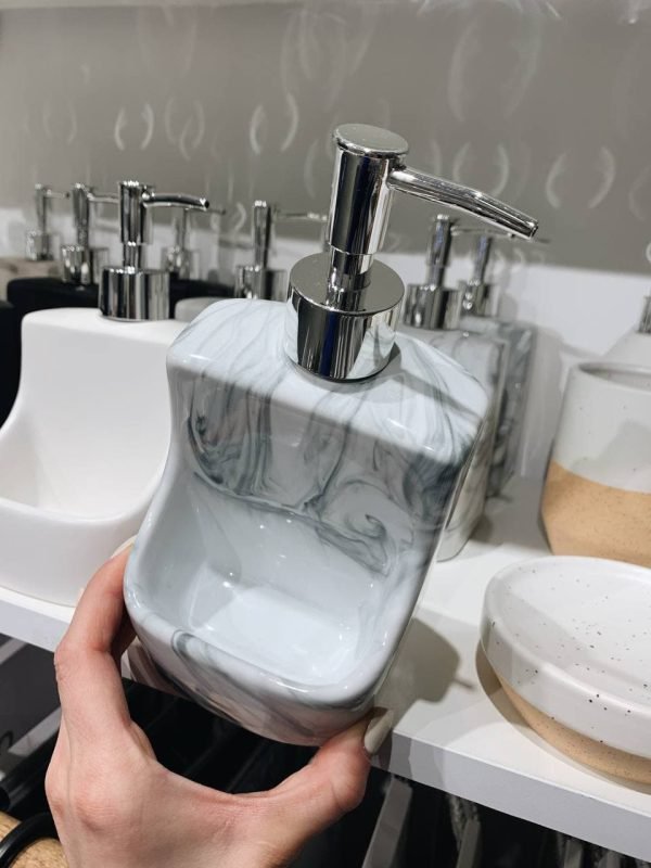 диспенсер для рідкого мила