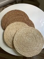 Темні круглі солом'яні підставки на стіл - Зображення 2