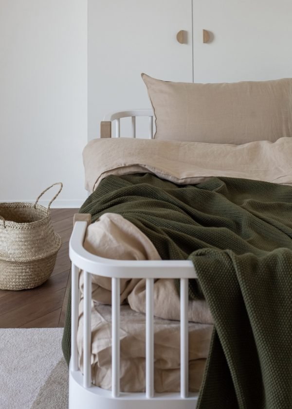 плед покривало зелене