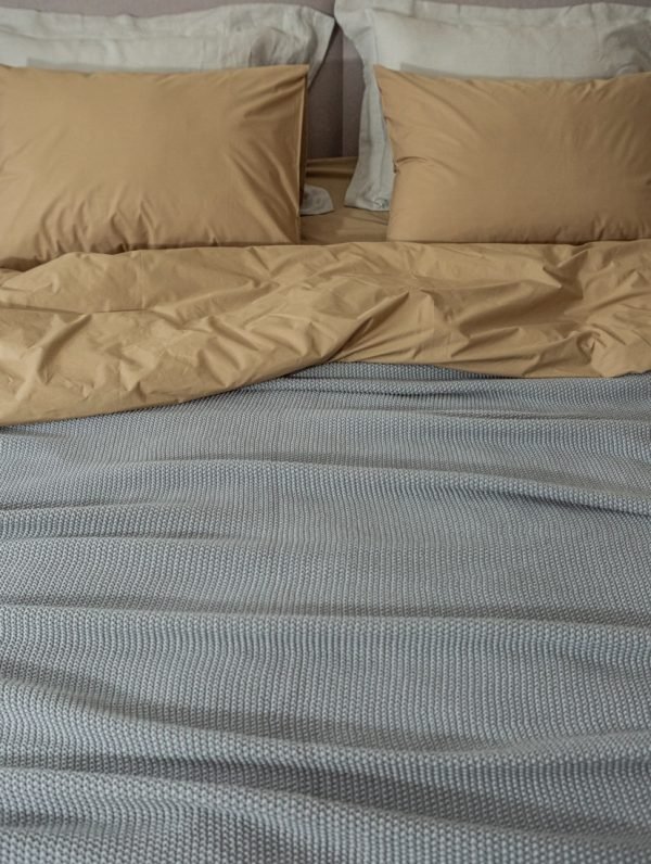 великий плед сірий