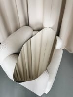 Підвісне дзеркало несиметричної форми