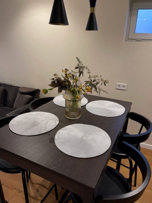 Круглі підставки під тарілки - Зображення 1