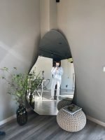 Овальне дзеркало