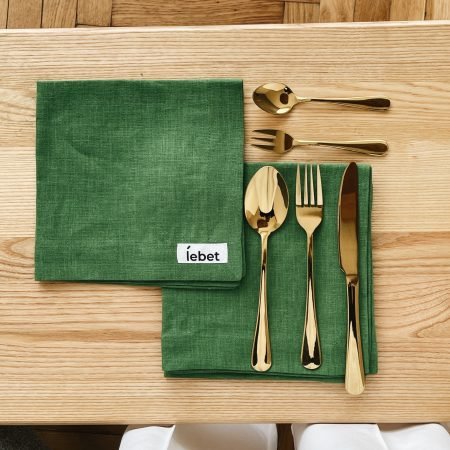 Набір столових приборів золотий