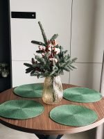 Зелені підставки на стіл
